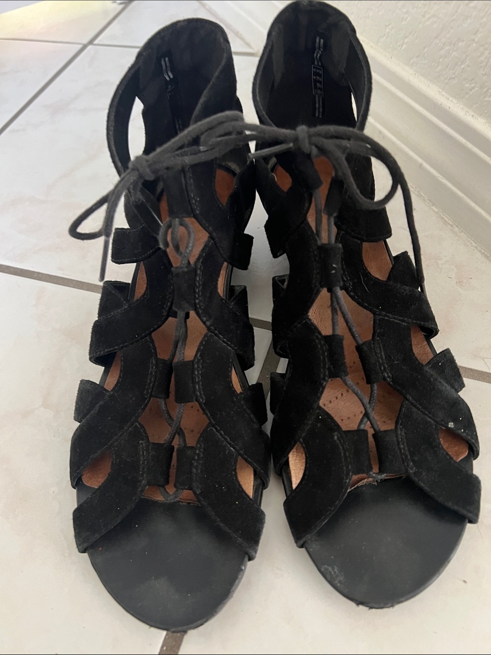 Clarks Black Lace-Up Suede Women's Sandals